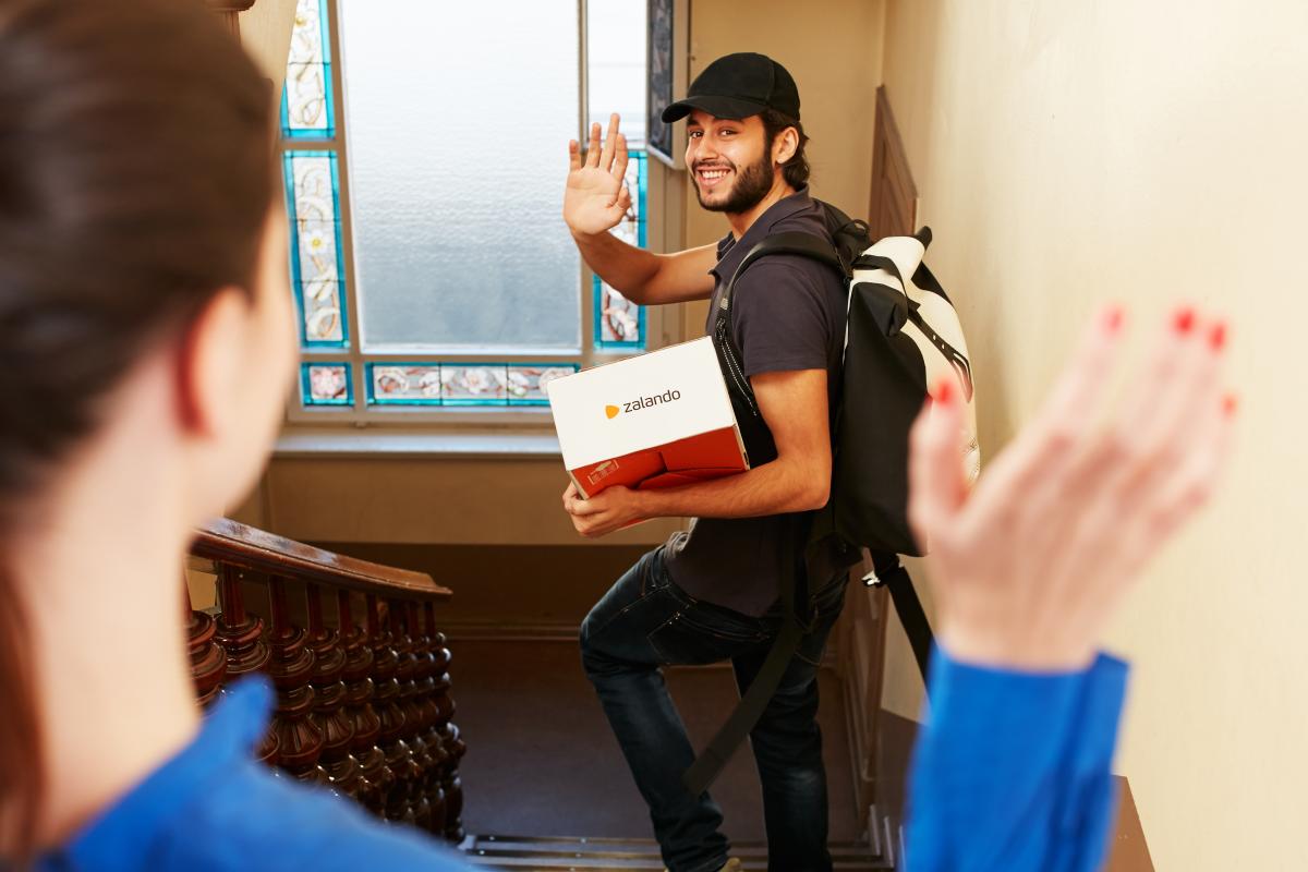 Zalando Ahead of the Curve Returns Management at Zalando Zalando Ahead of the Curve Returns Management at Zalando